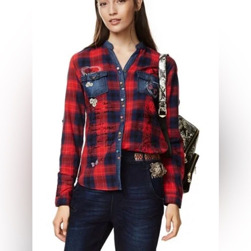 DESIGUAL ELQUI COTTON NAVY/RED PLAID SHIRT. Denim/embroidered/button accents. XL